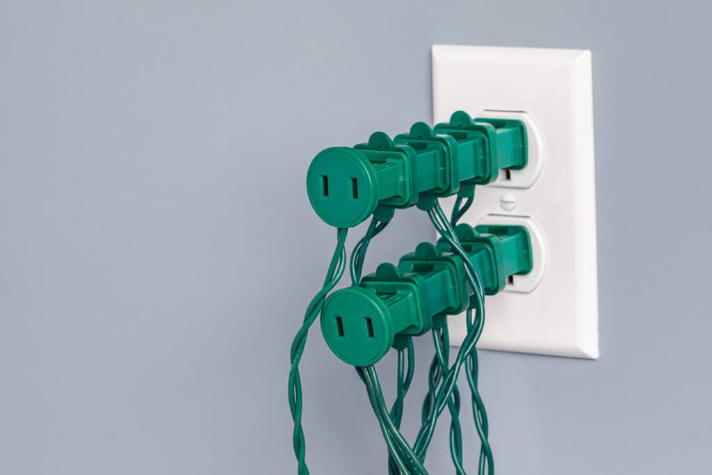 How to Avoid Electrical Overloads During the Holidays